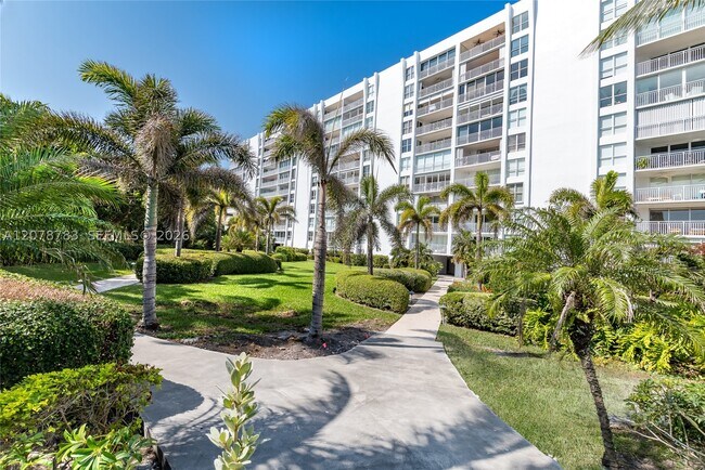 Foto del edificio - 613 Ocean Dr