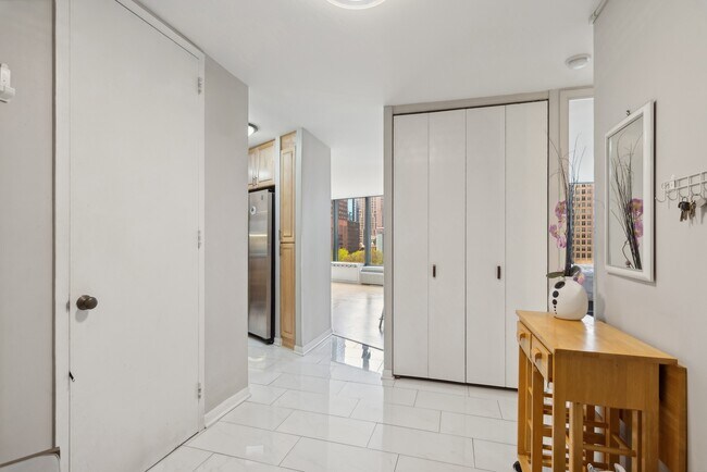 Foto del edificio - 505 N Lake Shore Dr