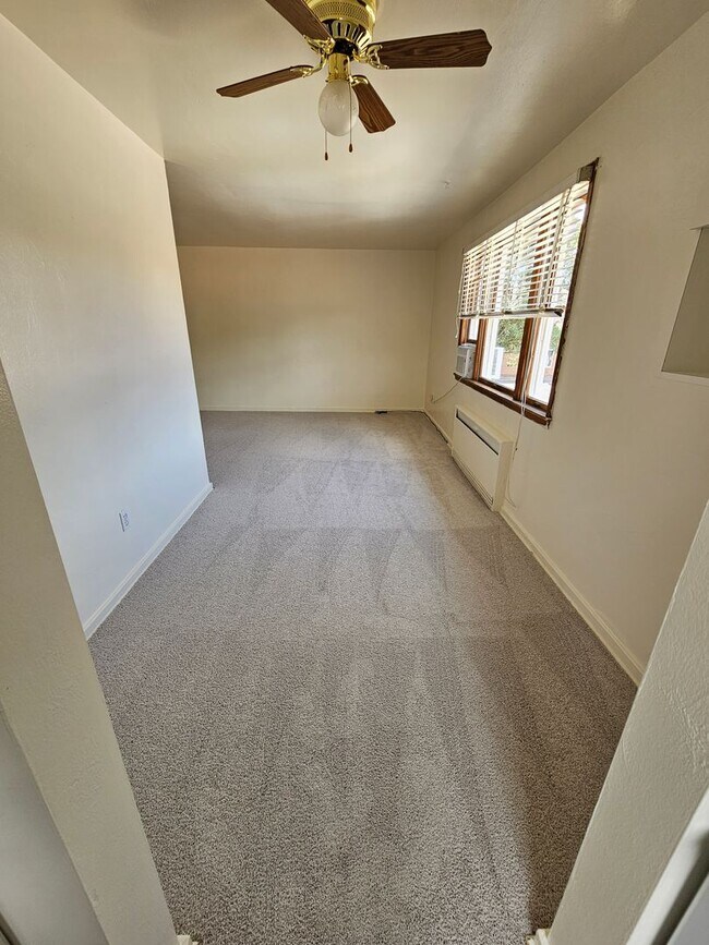 Building Photo - 416 Washington Ave