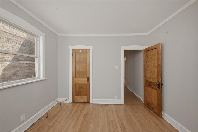Foto del edificio - 5742 N Rockwell St