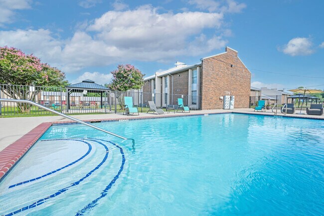 Foto del edificio - Village Creek