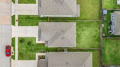 Building Photo - 25927 Chicory Dr Building Photo - 25927 Chicory Dr