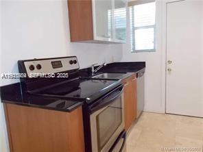 Building Photo - 1045 Lenox Ave.