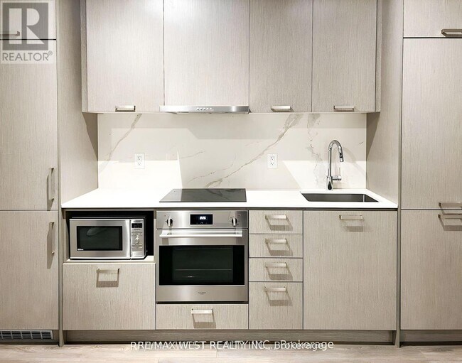 Photo du bâtiment - 38 Honeycrisp Cres