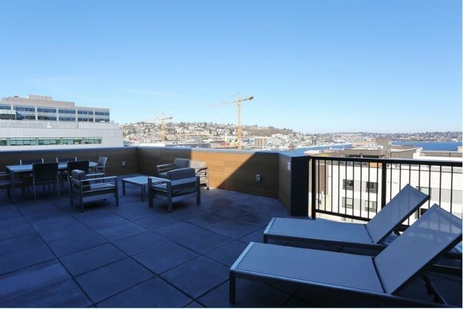 Building Photo - Derby SLU