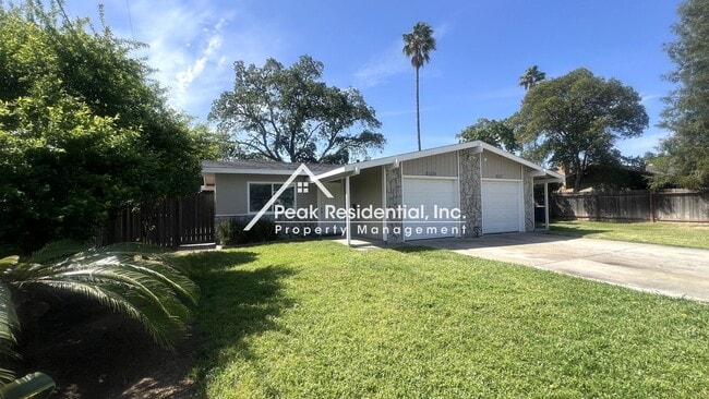 Building Photo - Charming 2 bd/1 ba Citrus Heights Duplex!