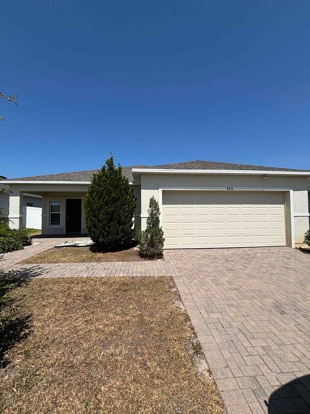 Foto principal - 426 Kestrel Dr