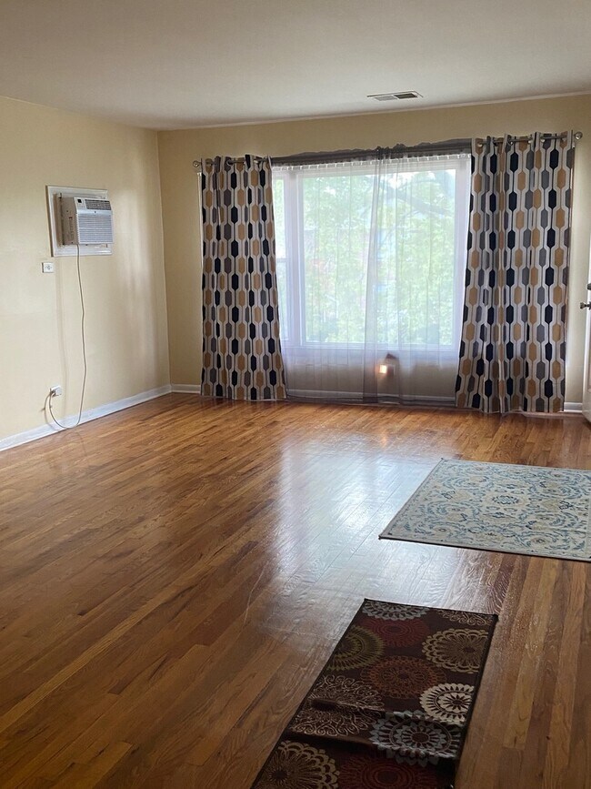 Foto del edificio - 409 Madison Ave