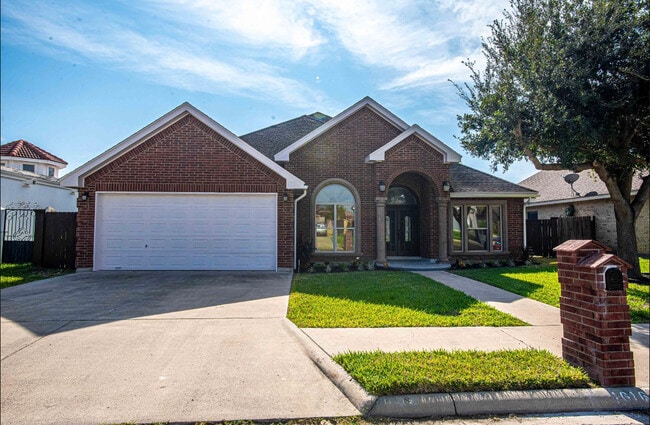 Building Photo - 1616 Sebastian Dr