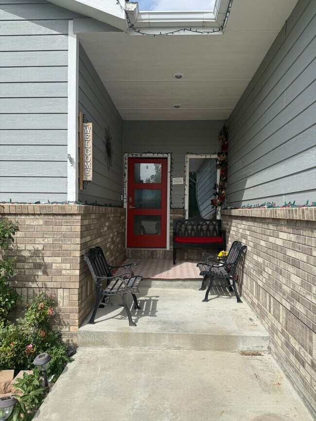 Foto del edificio - 4720 E 15th St