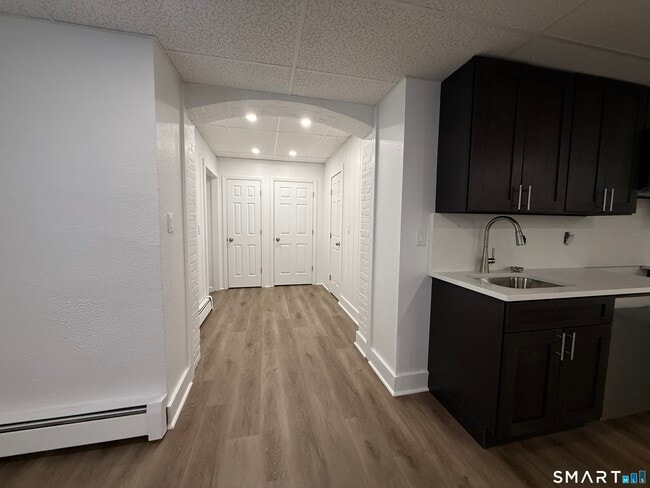 Foto del edificio - 156 Garfield Ave