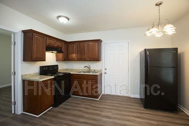 Photo - 1049 Sims St SW House