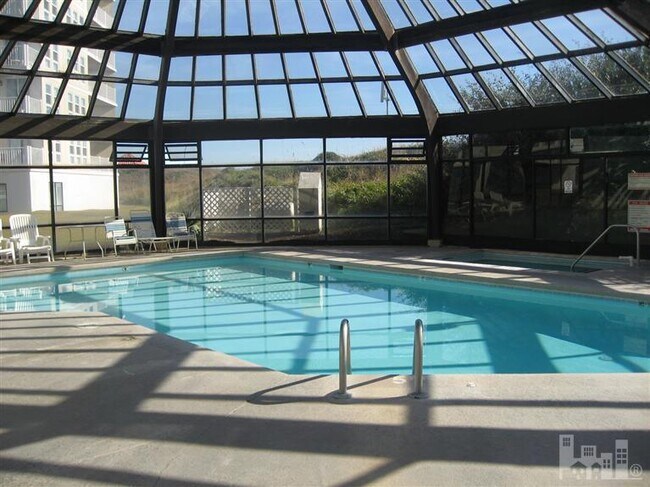 Foto del edificio - 2000 New River Inlet Rd