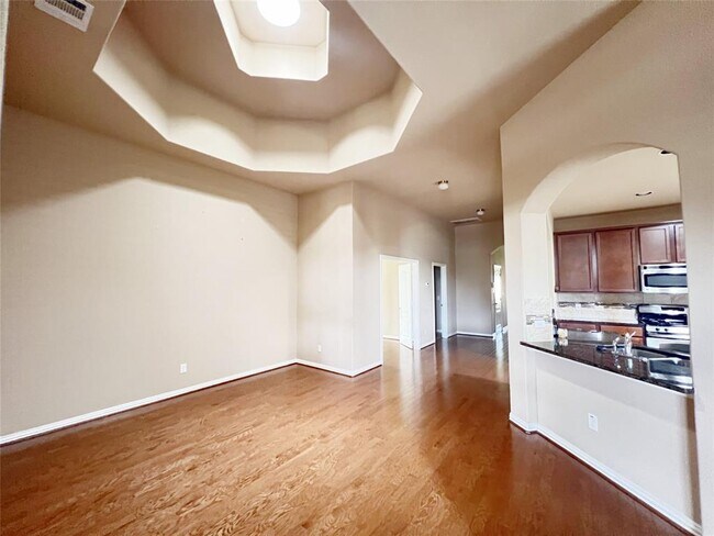 Building Photo - 1817 Greyleaf Path