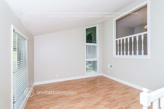 Foto del edificio - 430 Karen Dr