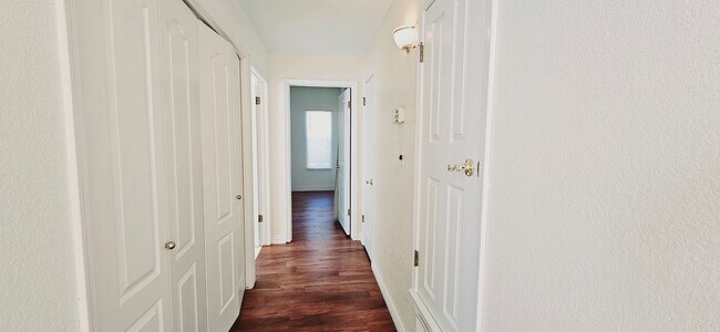 Foto del edificio - Adorable 1 bedroom, 1 bath Guest House in ...