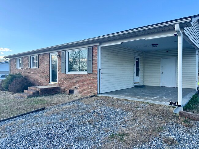 Foto del edificio - 3935 Elkton Trail