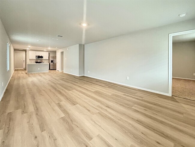 Foto del edificio - 5544 Flannel Ln