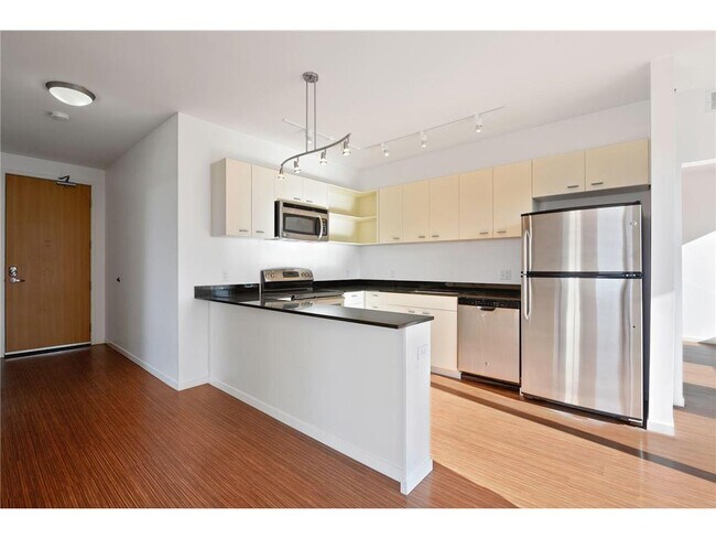 Foto del edificio - 915 N Washington Ave
