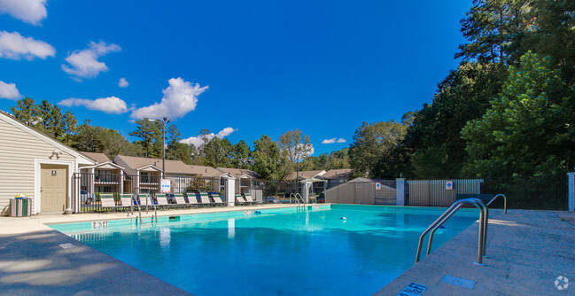 Building Photo - The Landing on Emerald Pointe