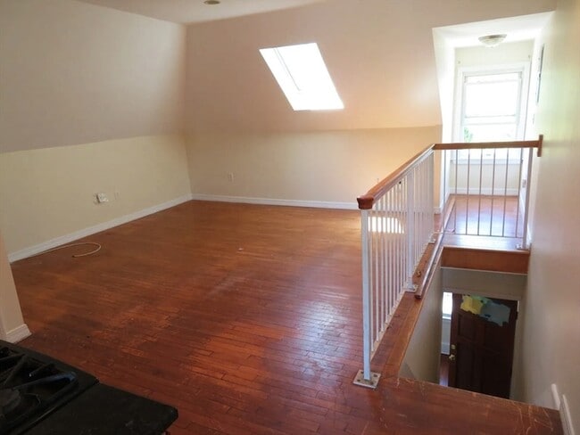 Photo - 1072 River St Apartment