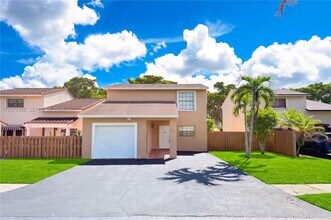 Building Photo - 10615 SW 147th Ct