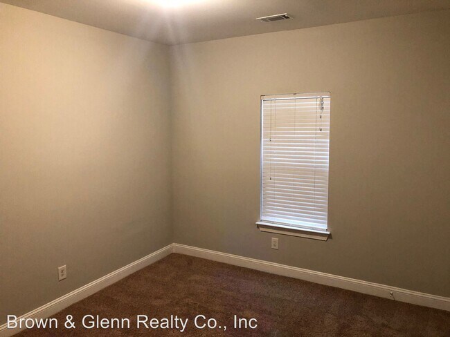 Foto del edificio - 3 br, 2 bath House - 5833 Bradford Lake Lane