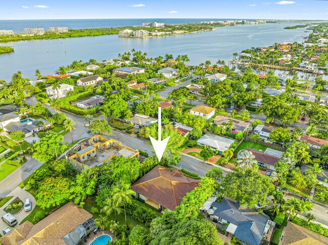 Foto del edificio - 107 Gregory Pl