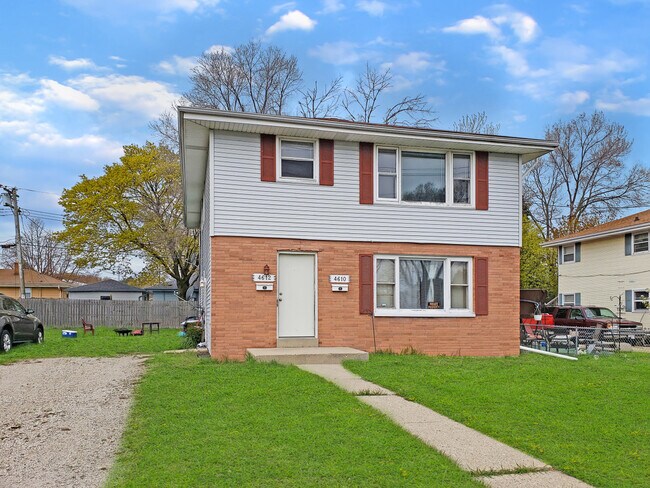 Building Photo - 4610 38th Ave, Kenosha
