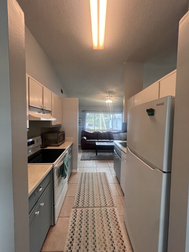 Foto del edificio - 426 Beach Park Ln