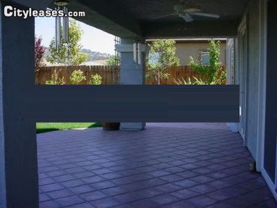 Fotografía del edificio - 844 Fieldstone Ct