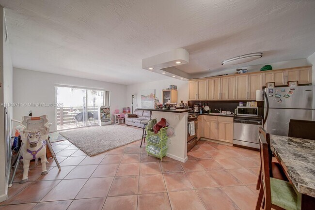 Foto del edificio - 7477 SW 82nd St