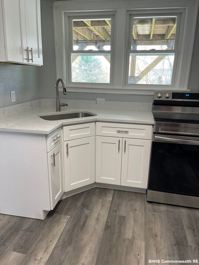 4 Blanchard Rd, Cambridge, MA 02138 Apartments in Cambridge, MA