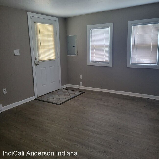 Foto del edificio - 1 br, 1 bath House - 1735 1/2 Crystal St