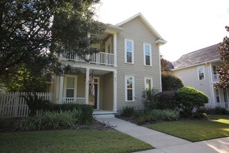 Building Photo - 417 SW 129th Terrace