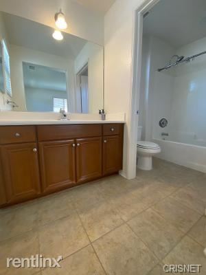 Building Photo - 2 br, 3 bath Townhome - 11551 Amalfi Way