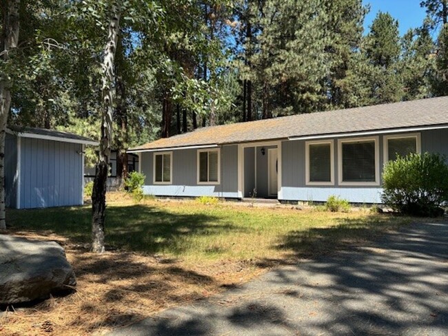 Building Photo - 17040 Azusa Road, Bend OR 97707