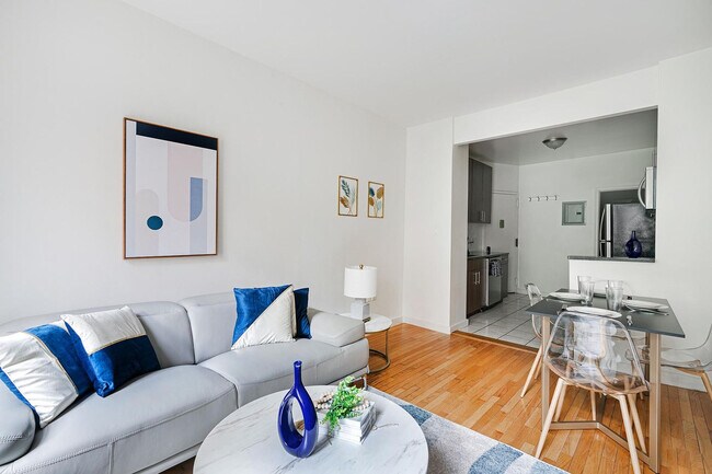 Foto del edificio - 469 Columbus Ave
