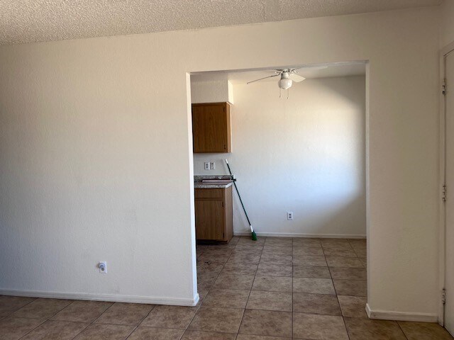 Building Photo - 2181 Clearwater Dr