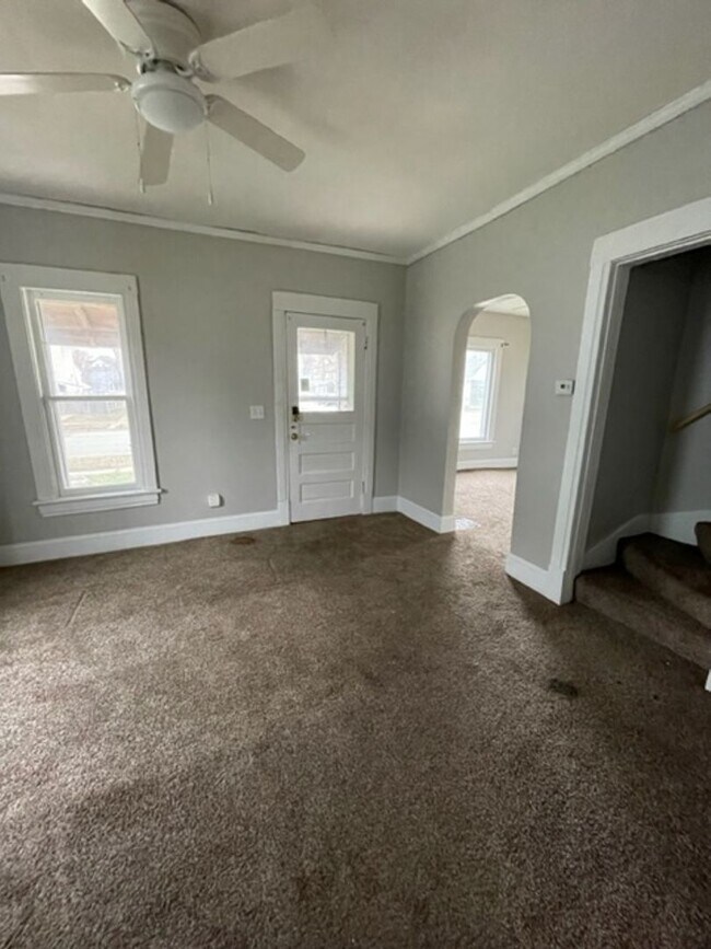 Building Photo - 3bd 1ba single family home.