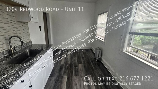 Building Photo - 3204 Redwood Rd