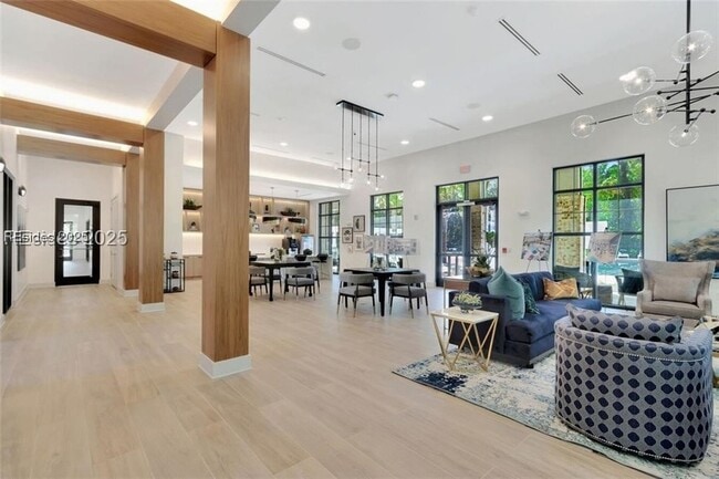 Foto del edificio - 55 Gardner Dr