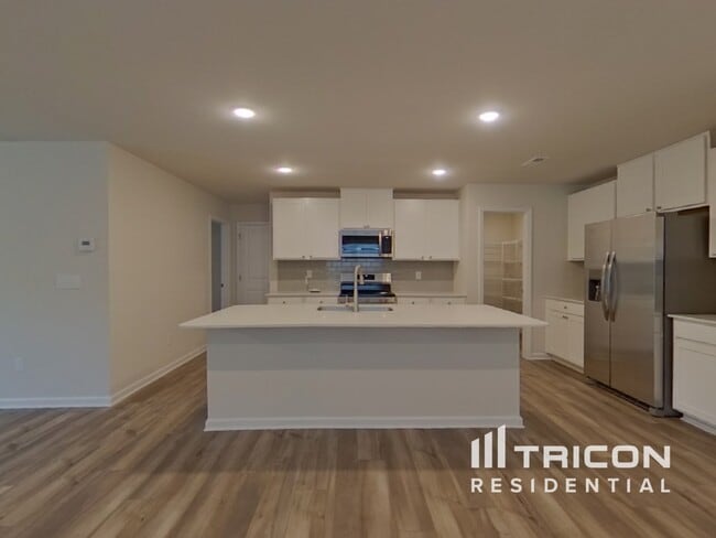 Building Photo - 2955 Legacy Rdg Ln