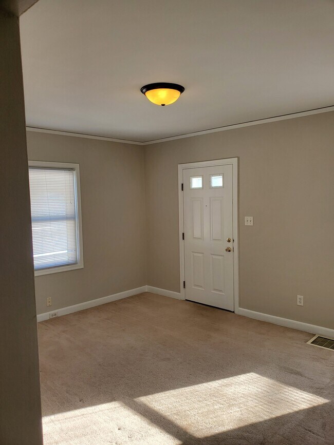 Foto del edificio - 3234 Kinsey Ave