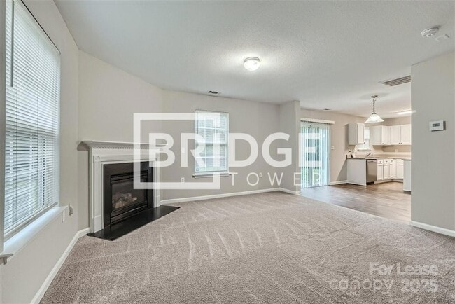 Foto del edificio - 2100 Cranberry Woods Ct