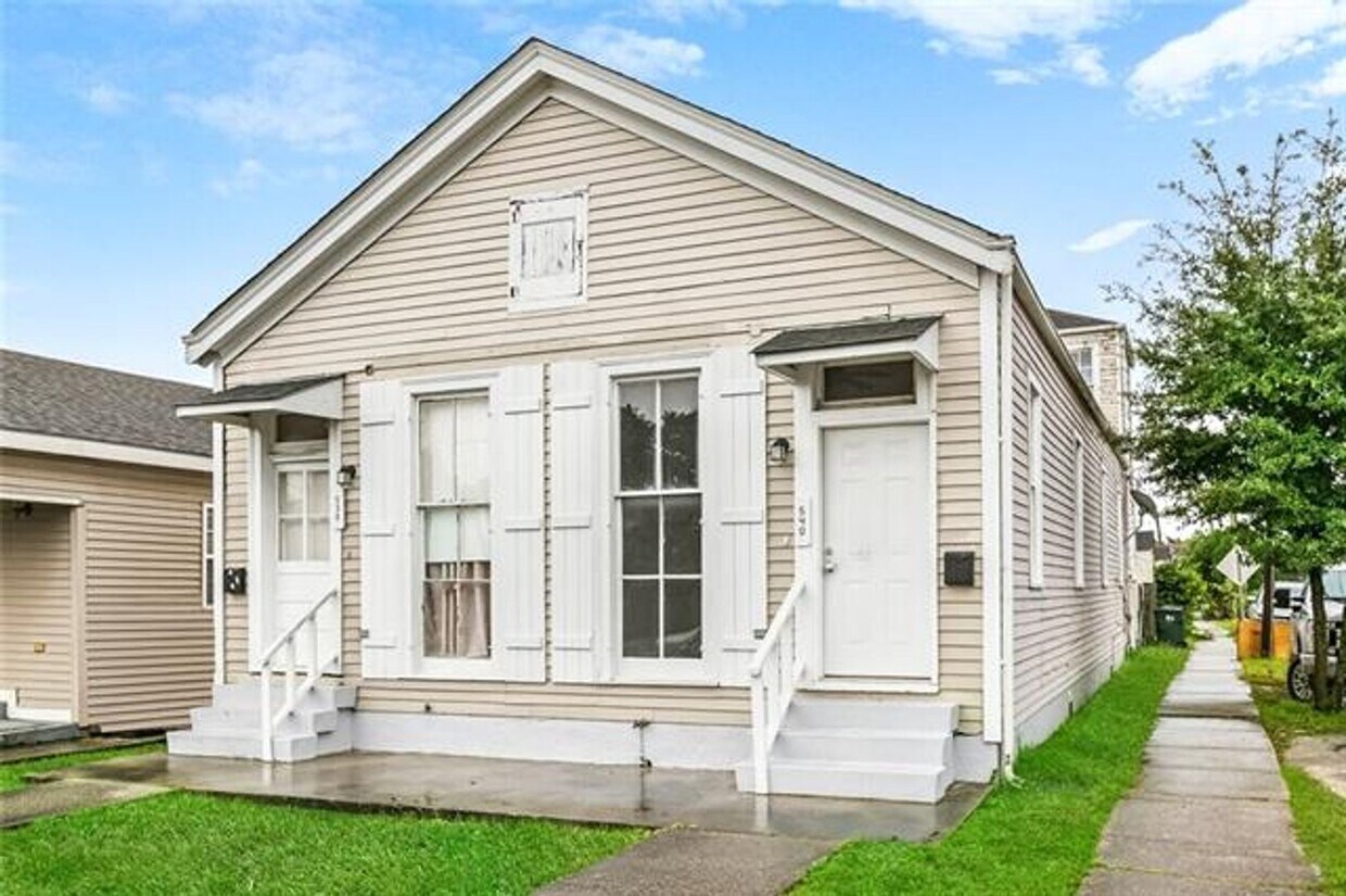 Primary Photo - 538-40 S. Olympia St.