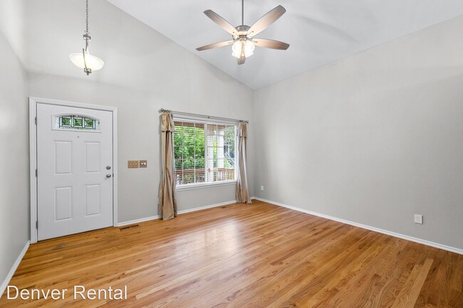 Building Photo - 4 br, 3.5 bath House - 1252 S Alton Ct