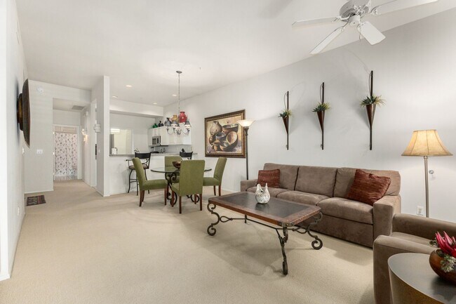 Foto del edificio - 8270 Hayden Rd