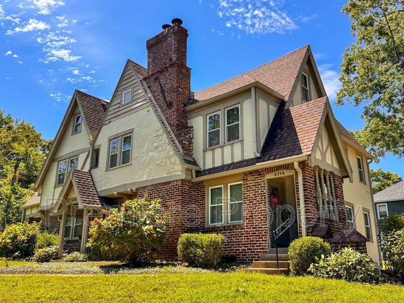 Foto principal - 6314 Holmes Rd
