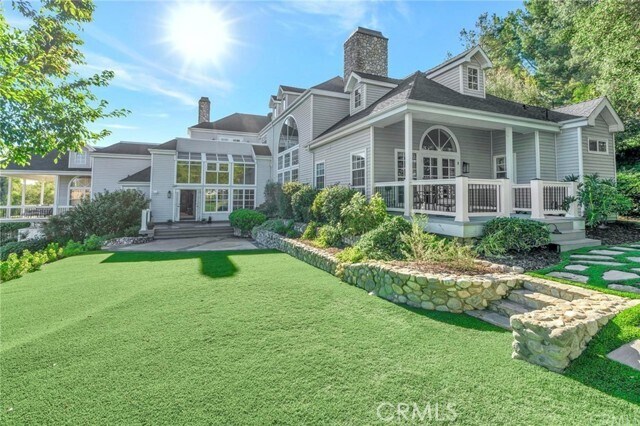 Building Photo - 324 Copa de Oro Dr